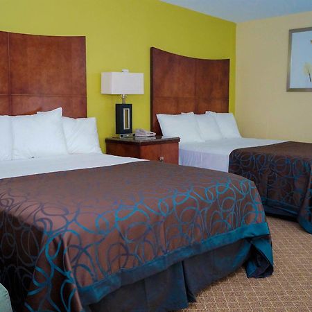 Sullivan Trail Inn & Suites Pocono Lake Zewnętrze zdjęcie