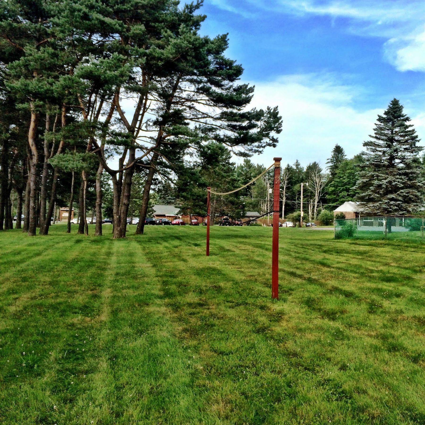 Sullivan Trail Inn & Suites Pocono Lake Zewnętrze zdjęcie